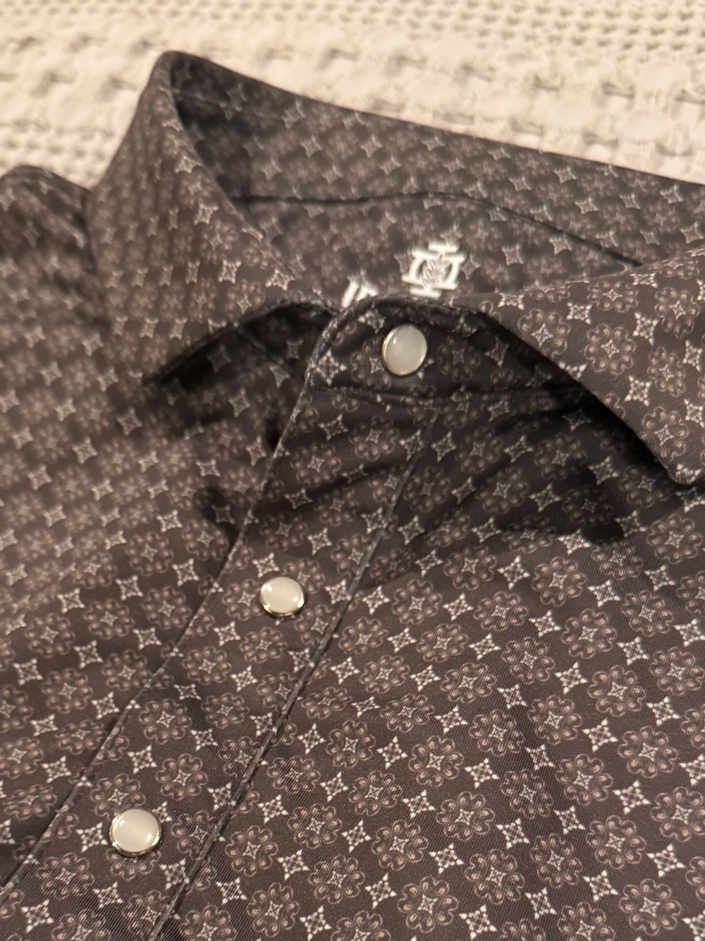 IronOak Men's XL Dark Brown Patterned Button-Down Polo